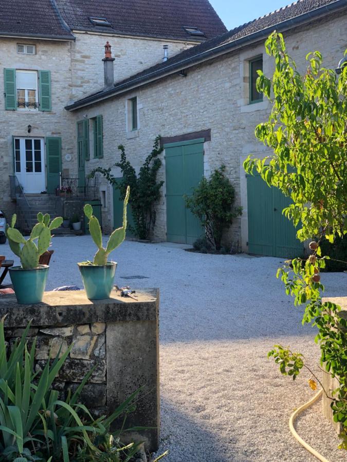 Le Gite De Tassigny Meursault Exterior foto
